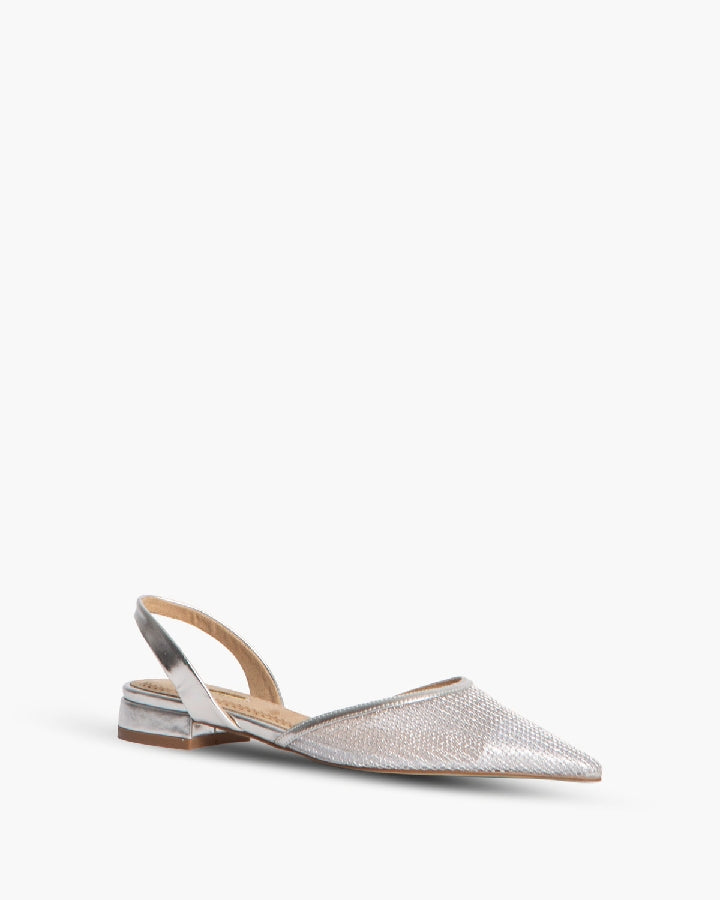 METALLIC MESH FLAT SANDALS IN SILVER
