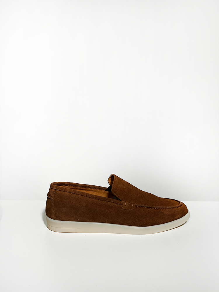 SUEDE BROWN LOAFER
