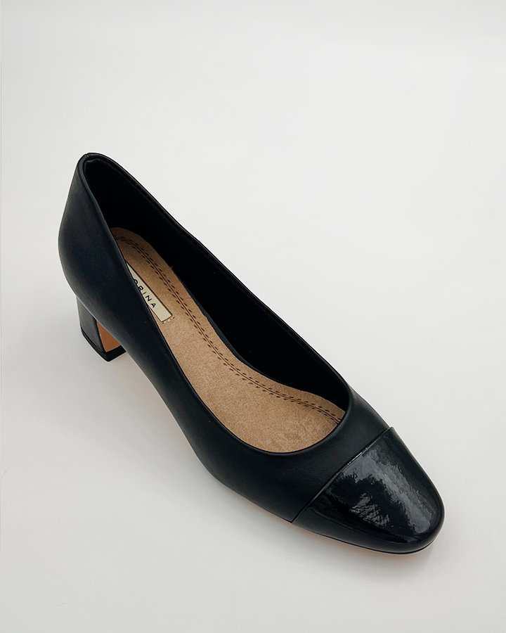 LOW HEEL PUMP IN BLACK