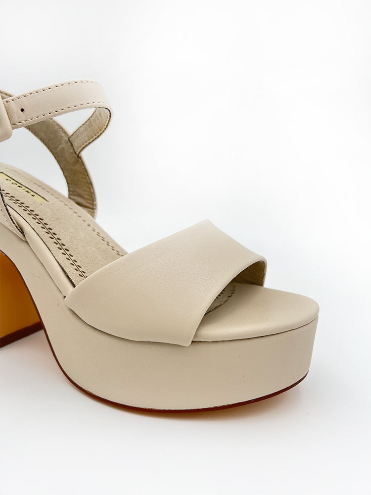 SANDALS IN BEIGE