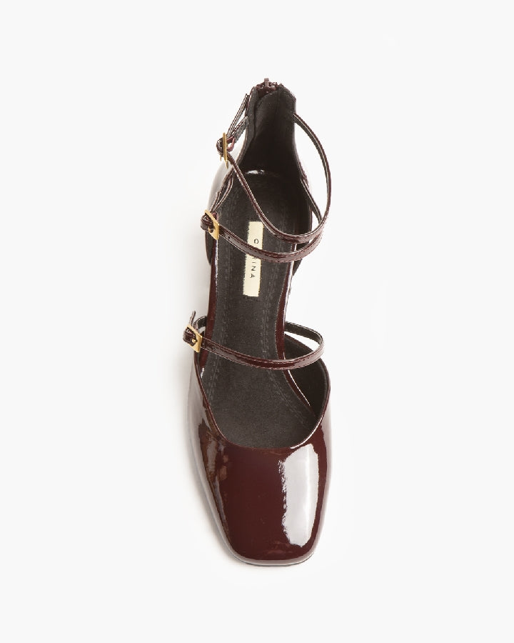 STRAP HEELS IN BURGUNDY