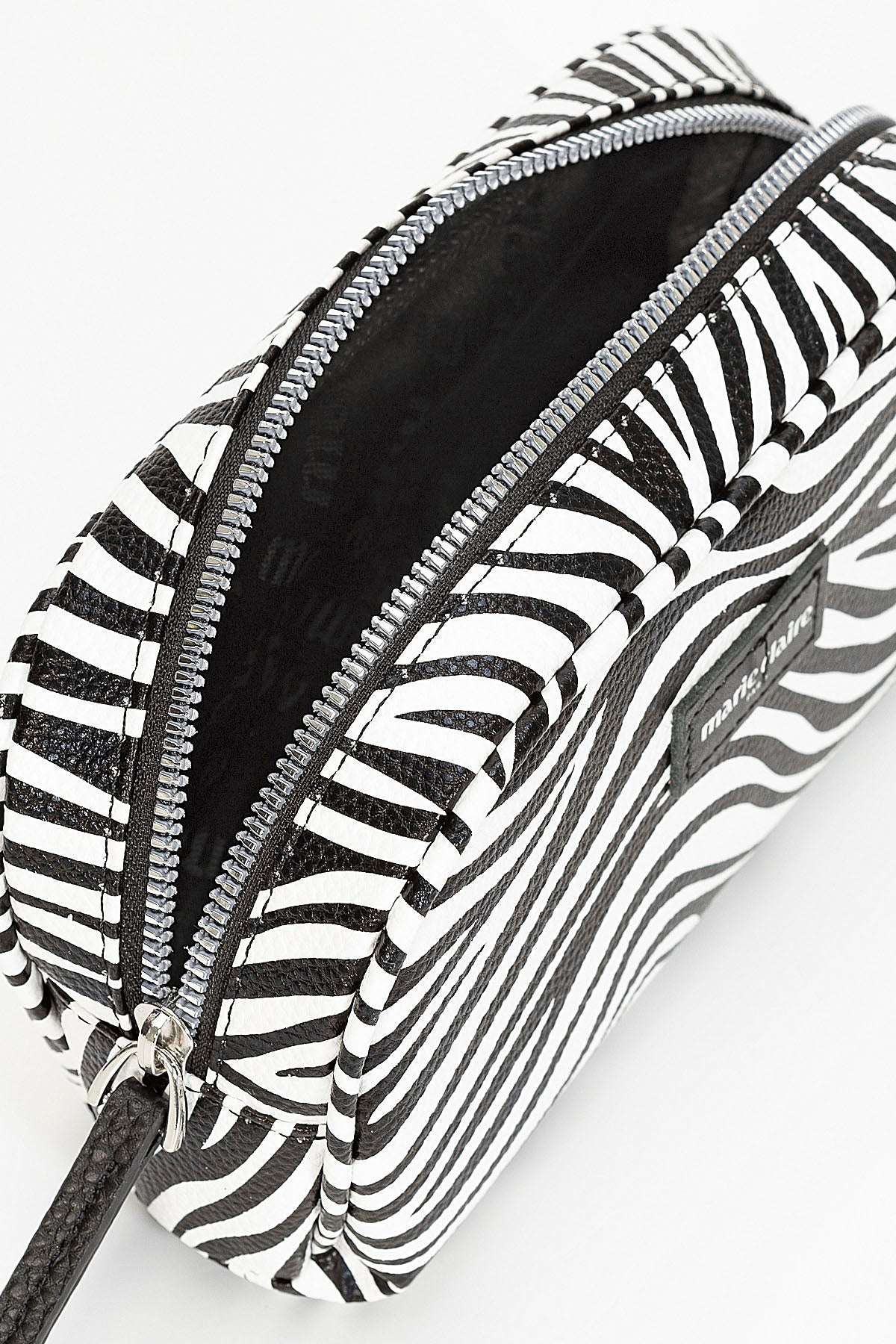 COSMETIC POUCH