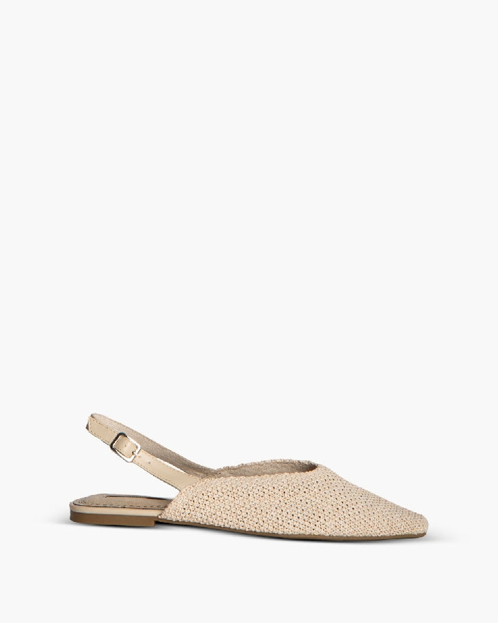 POINTED FLAT SANDALS