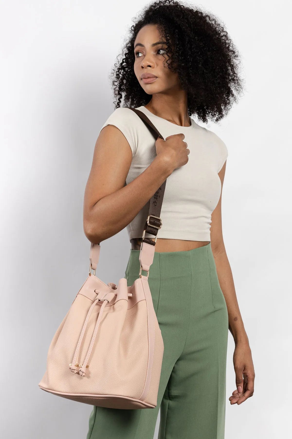 BUCKET BAG IN POWDER-Bucket Bags-MARIE CLAIRE- Pointure.AE
