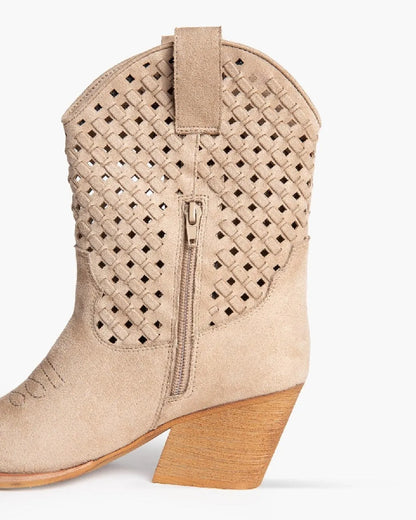 COUNTRY-STYLE ANKLE BOOT-Ankle Boots-CORINA- Pointure.AE