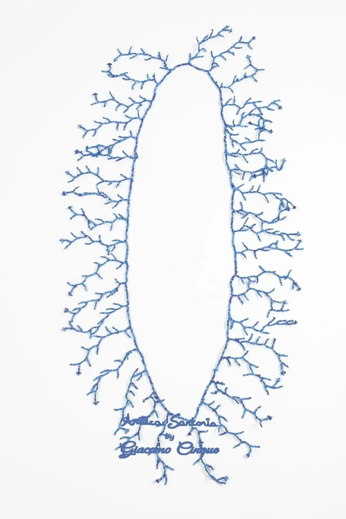 LONG NECKLACE IN BLUE