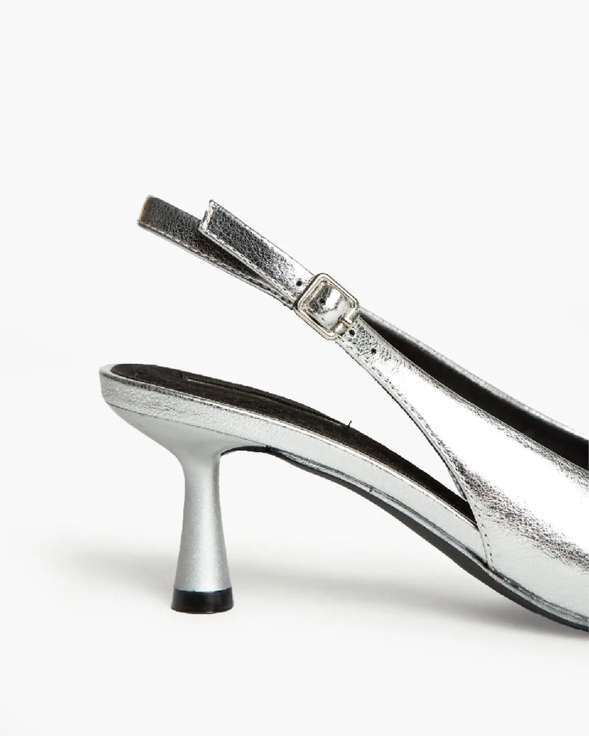 LOW HEEL SLING BACK IN SILVER-Sling Backs-CORINA- Pointure.AE