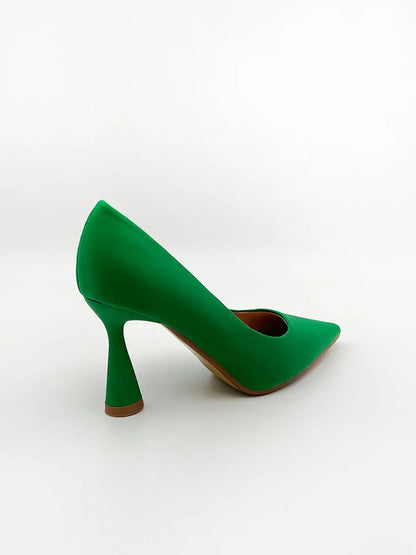 POINTED TOE PUMP IN GREEN-Pumps-CORINA- Pointure.AE