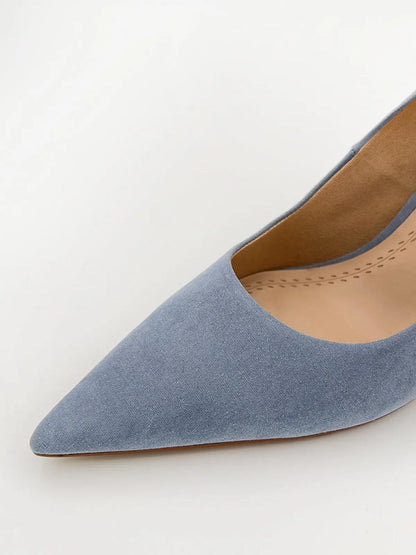 POINTED TOE PUMP IN LIGHT BLUE-Pumps-CORINA- Pointure.AE