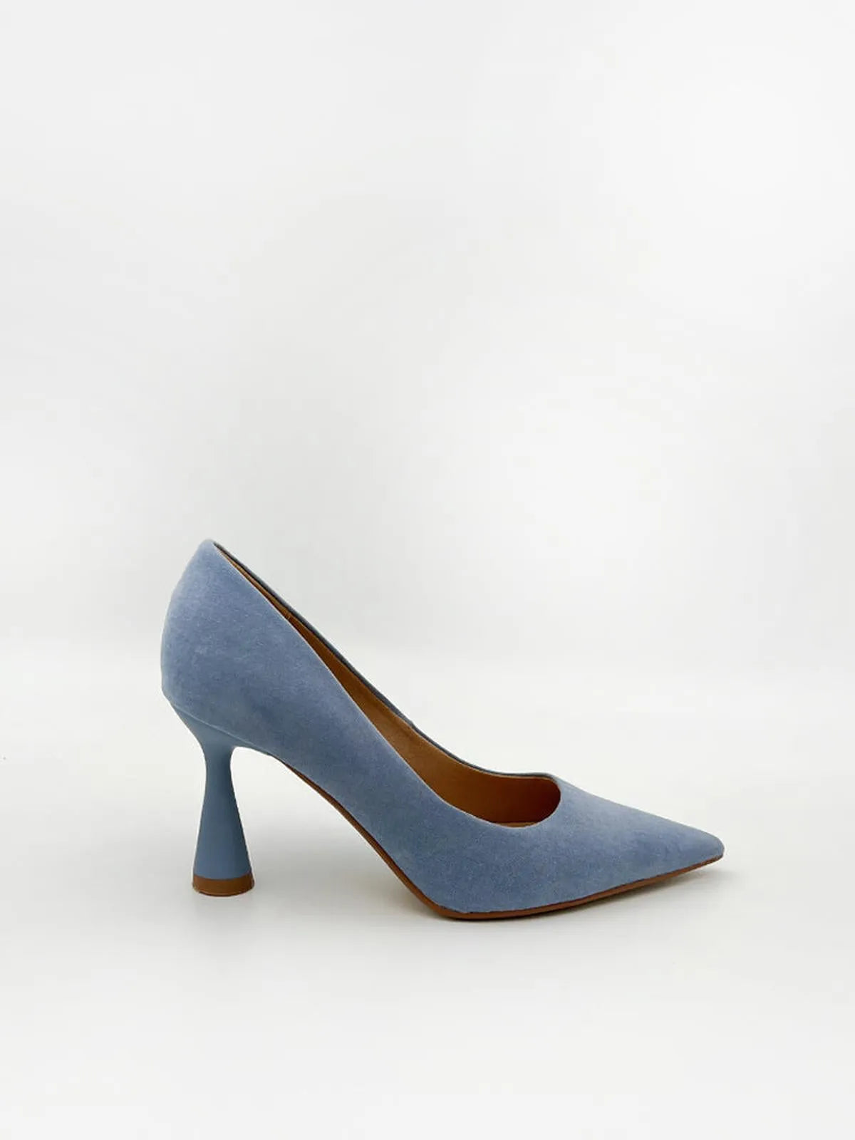POINTED TOE PUMP IN LIGHT BLUE-Pumps-CORINA- Pointure.AE