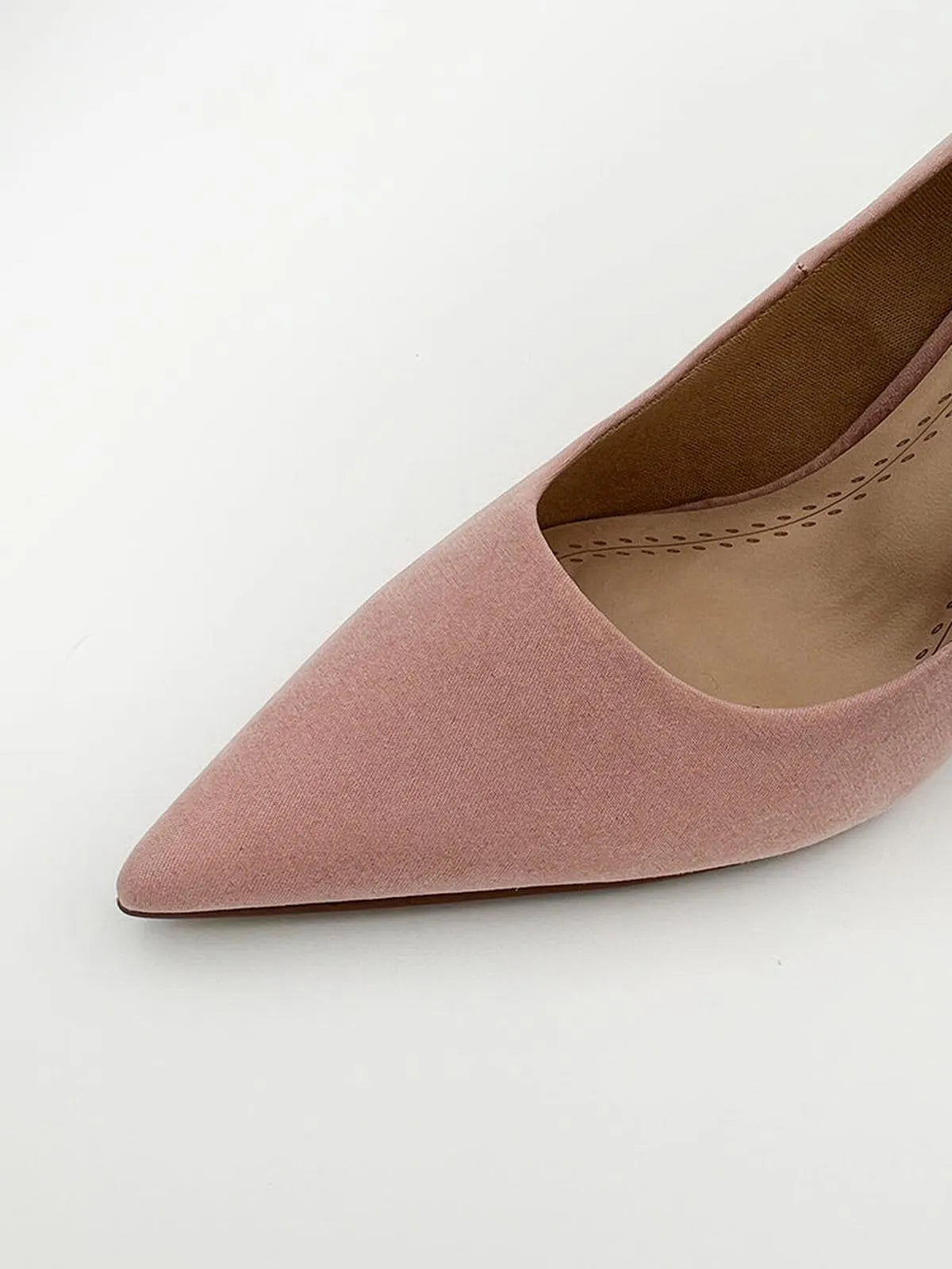 POINTED TOE PUMP IN PINK-Pumps-CORINA- Pointure.AE