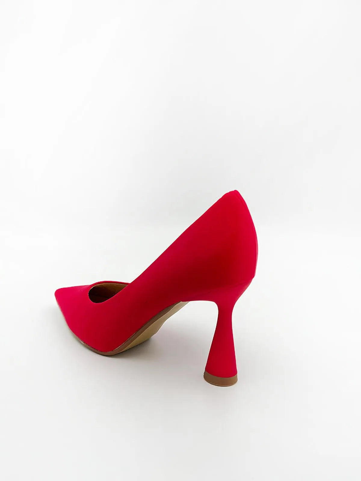 POINTED TOE PUMP IN RED-Pumps-CORINA- Pointure.AE