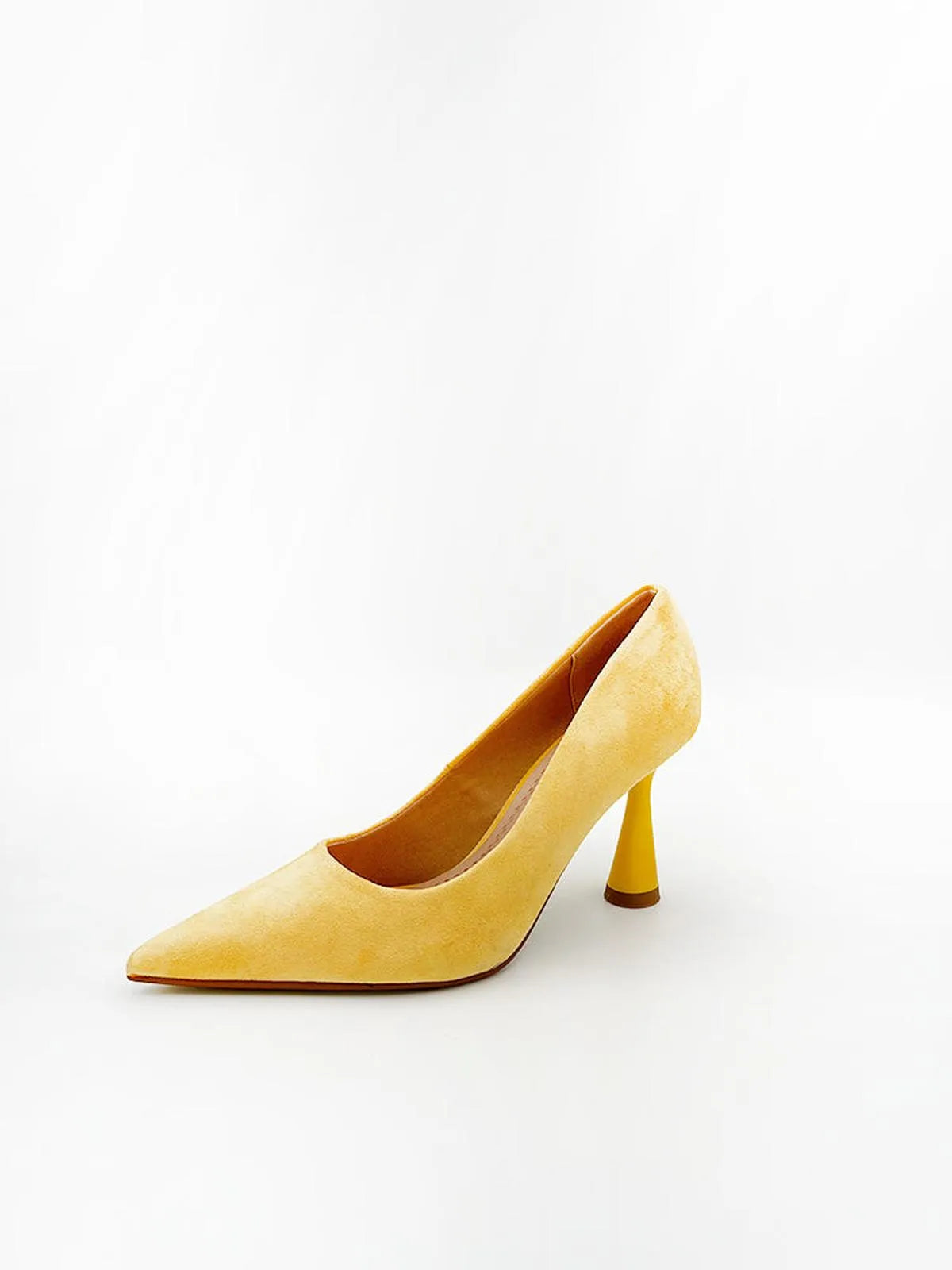 POINTED TOE PUMP IN YELLOW-Pumps-CORINA- Pointure.AE