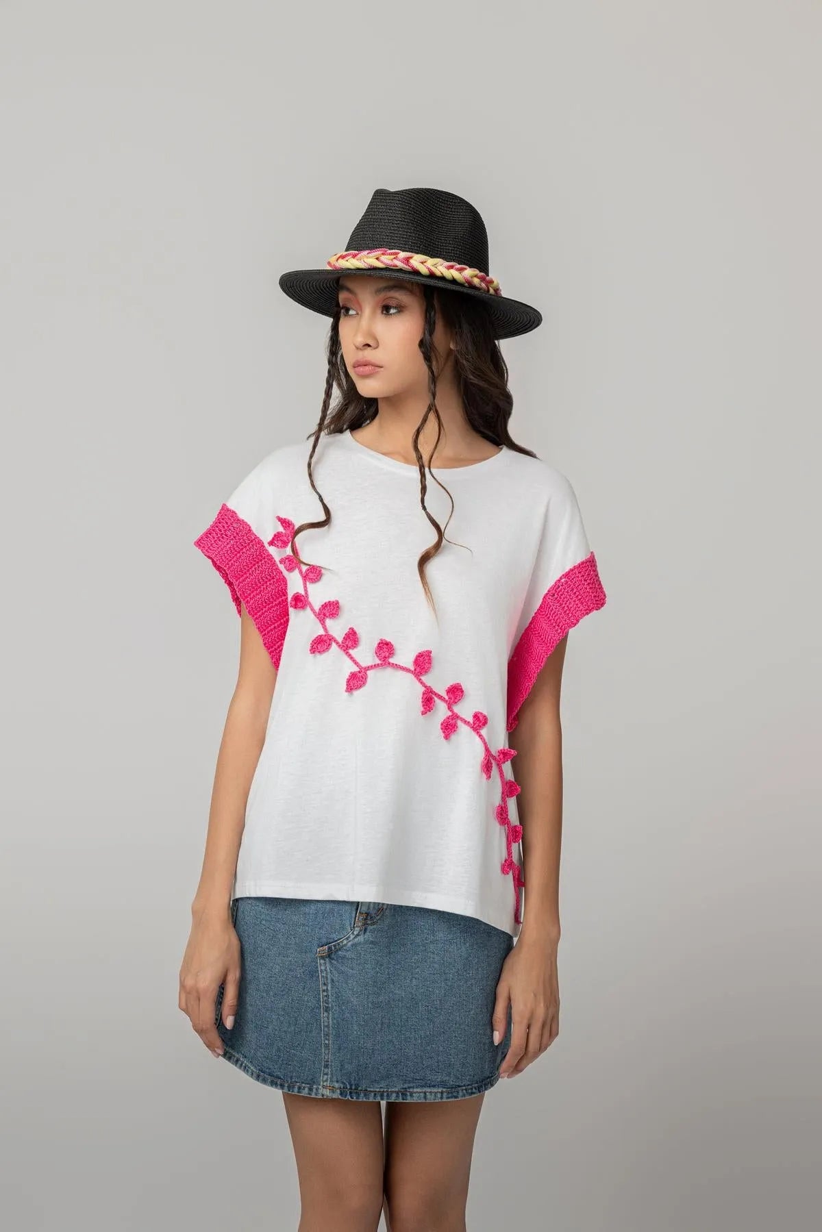 “TRIP” WHITE TEE-T-shirts-STEFFY- Pointure.AE