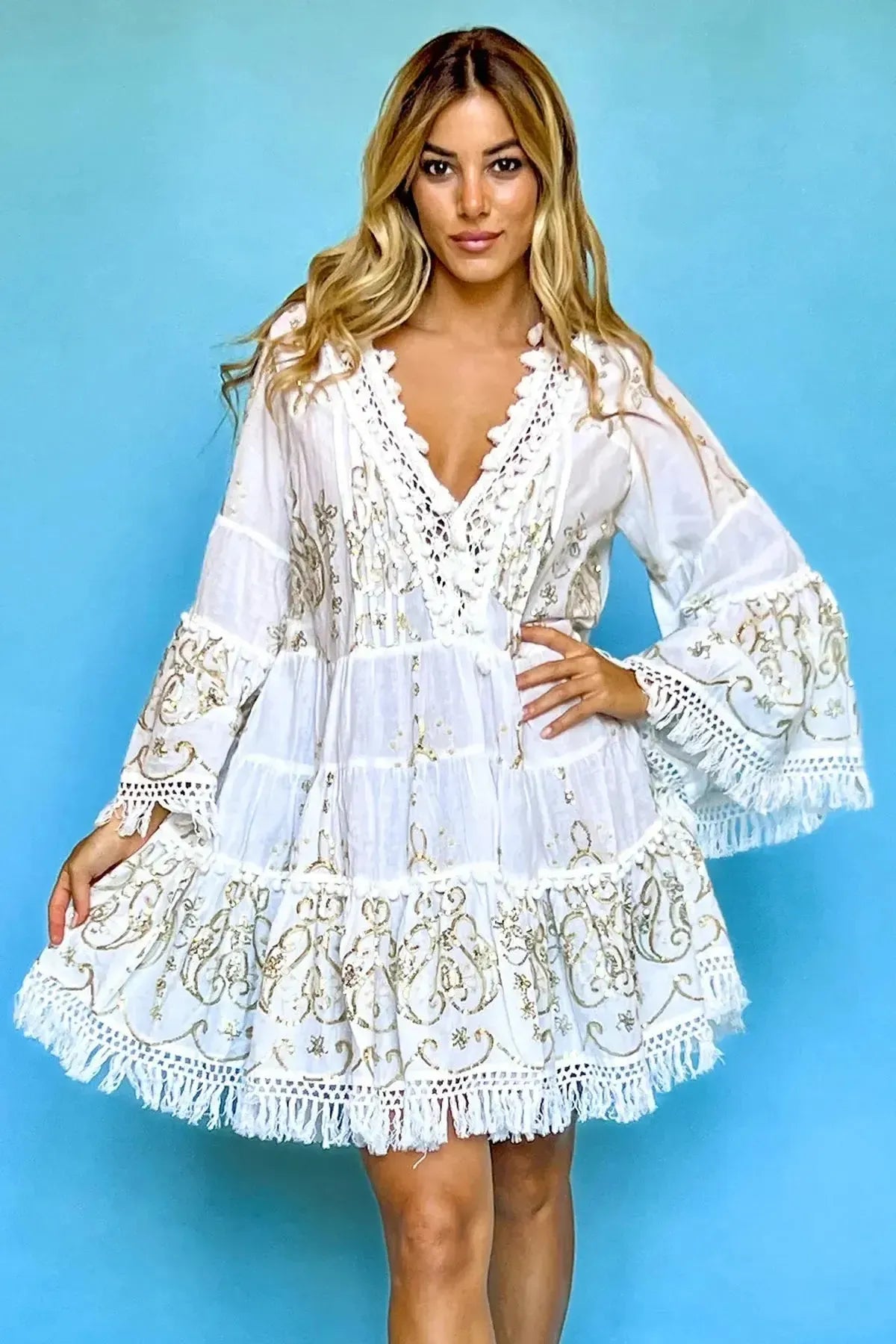 WHITE SUMMER V-NECK DRESS